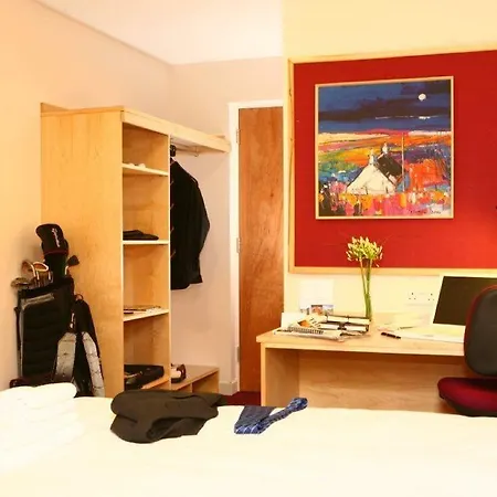 David Russell Apartments - Campus Accommodation St Andrews Room photo