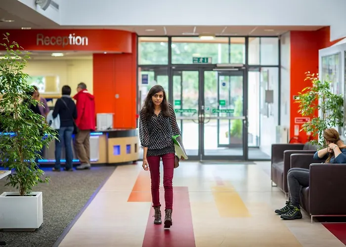 David Russell Apartments - Campus Accommodation